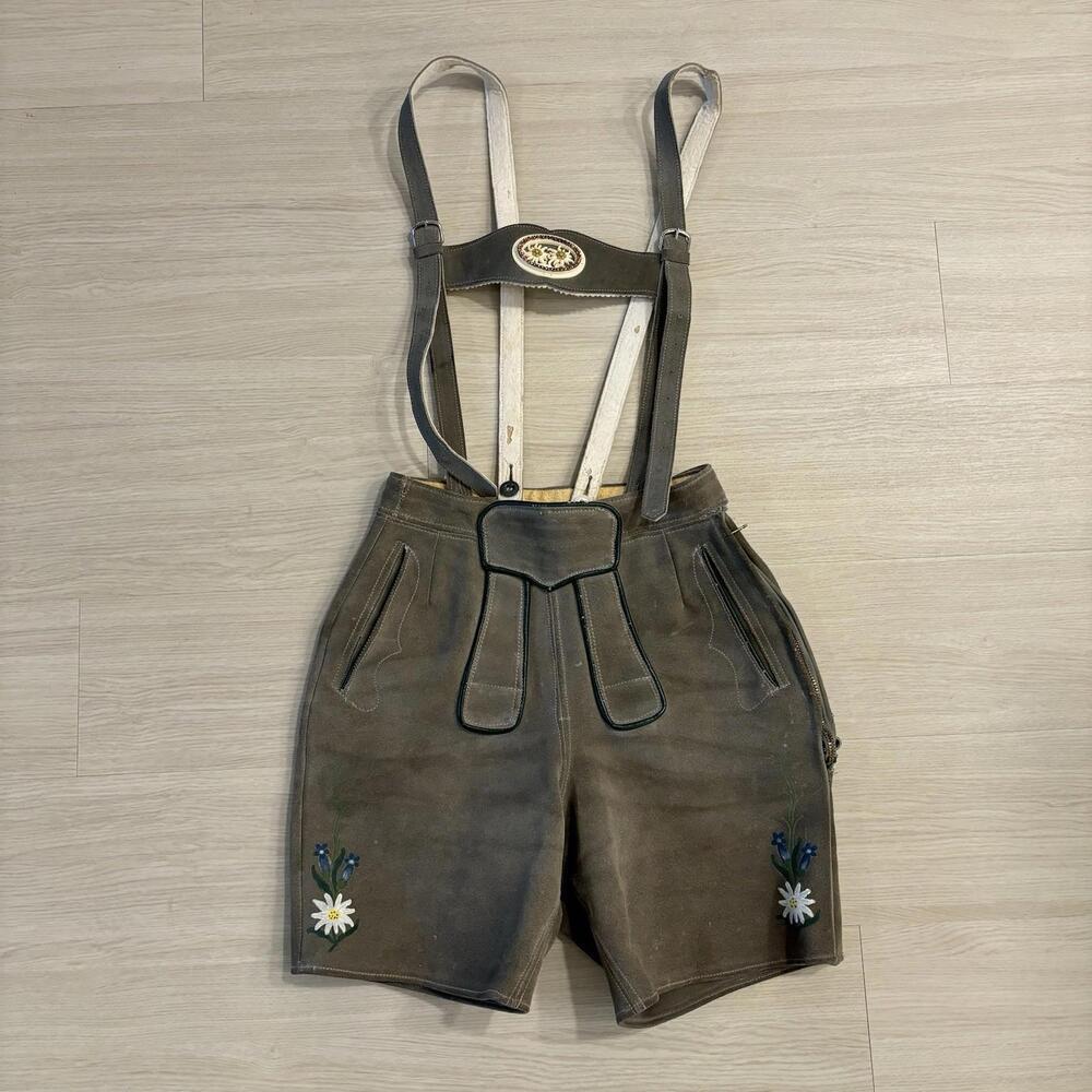 VTG  Austrian Lederhosen Leather Oktoberfest Shorts & Suspenders Youth Sz 12